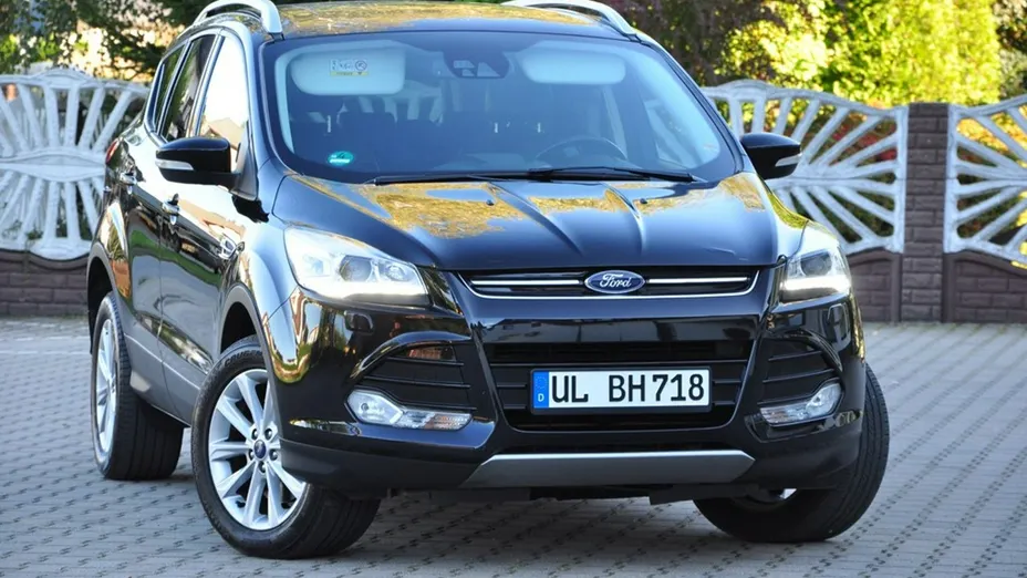 FORD Kuga -