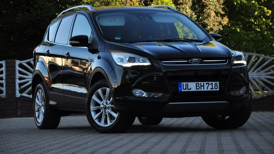 FORD Kuga -