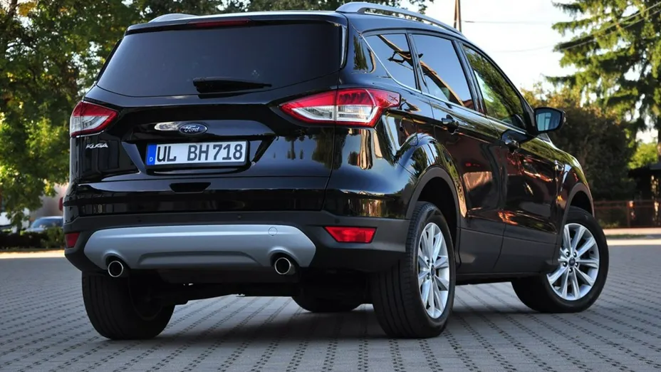 FORD Kuga -
