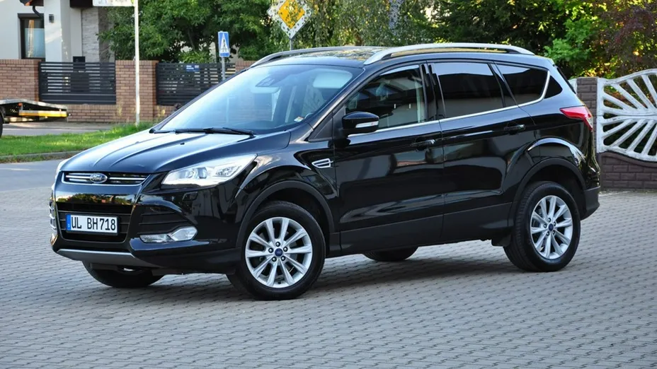 FORD Kuga -