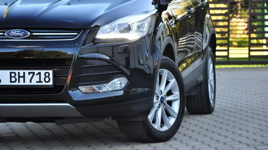 FORD Kuga -