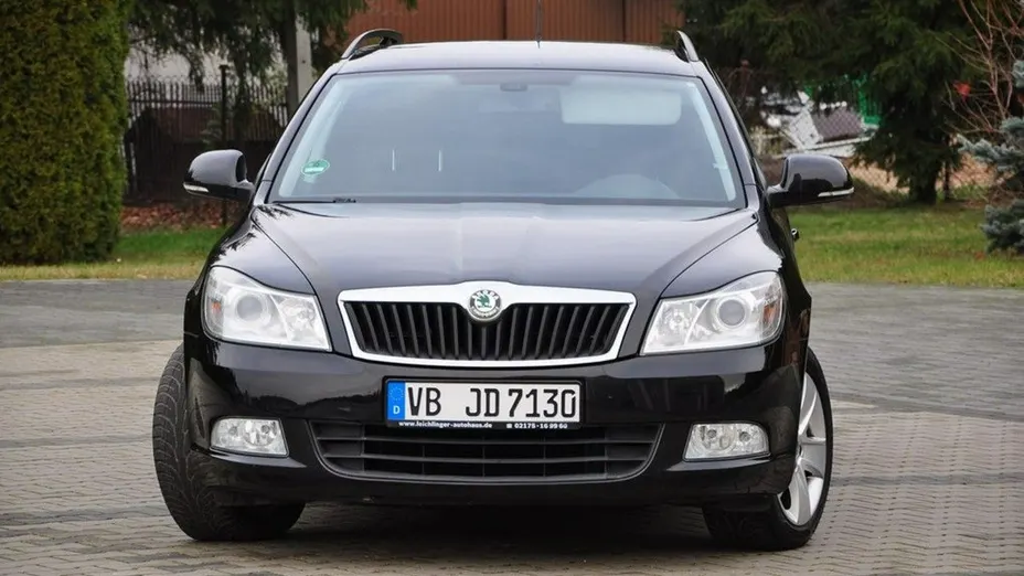 SKODA Octavia -