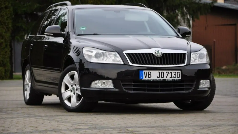 SKODA Octavia -