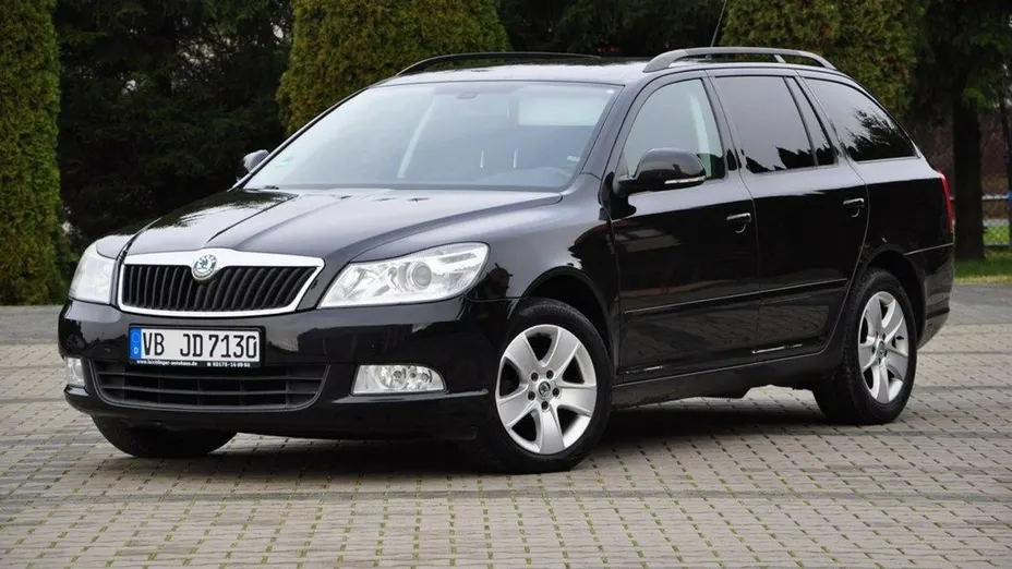 SKODA Octavia -