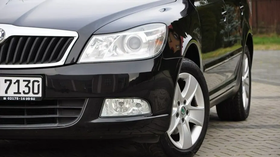 SKODA Octavia -