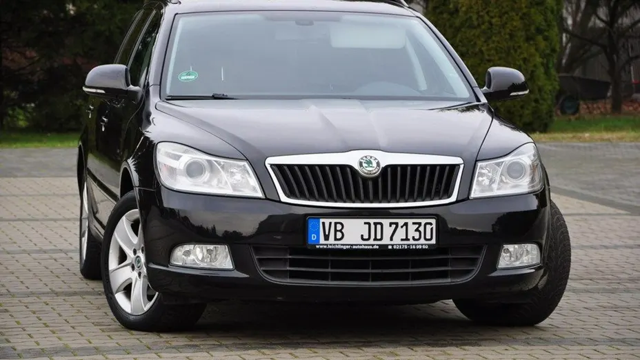 SKODA Octavia -