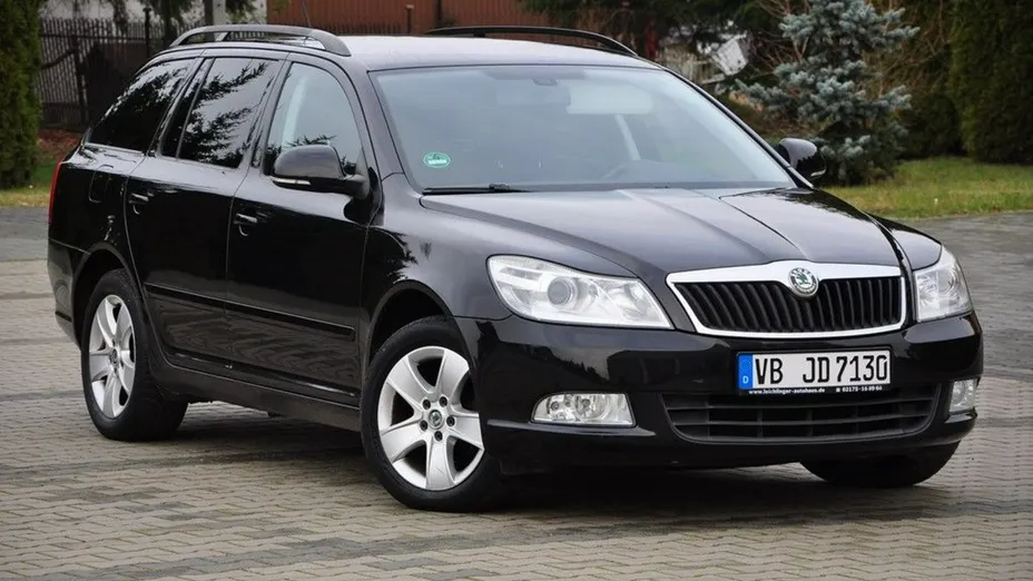 SKODA Octavia -