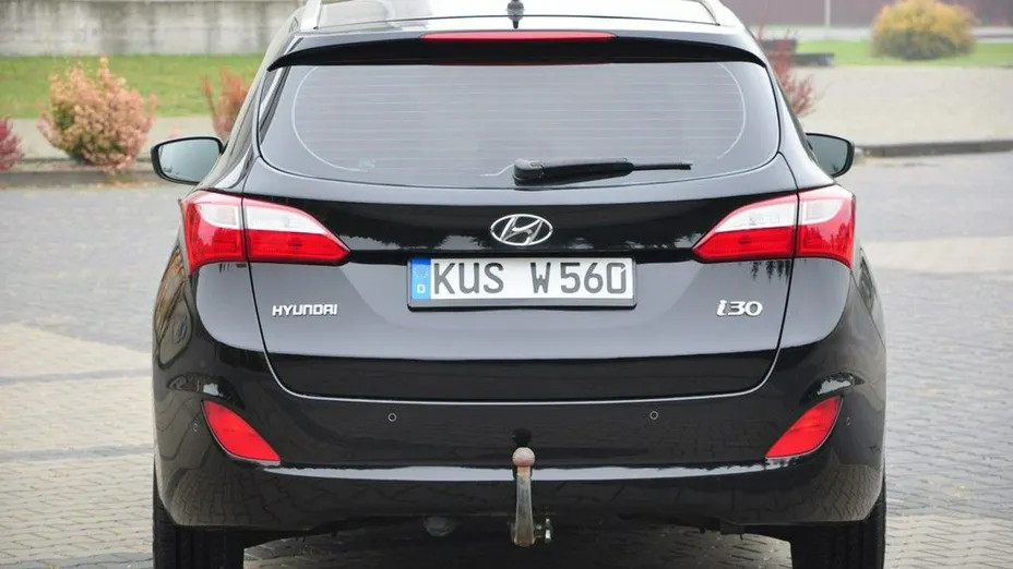HYUNDAI i30 -