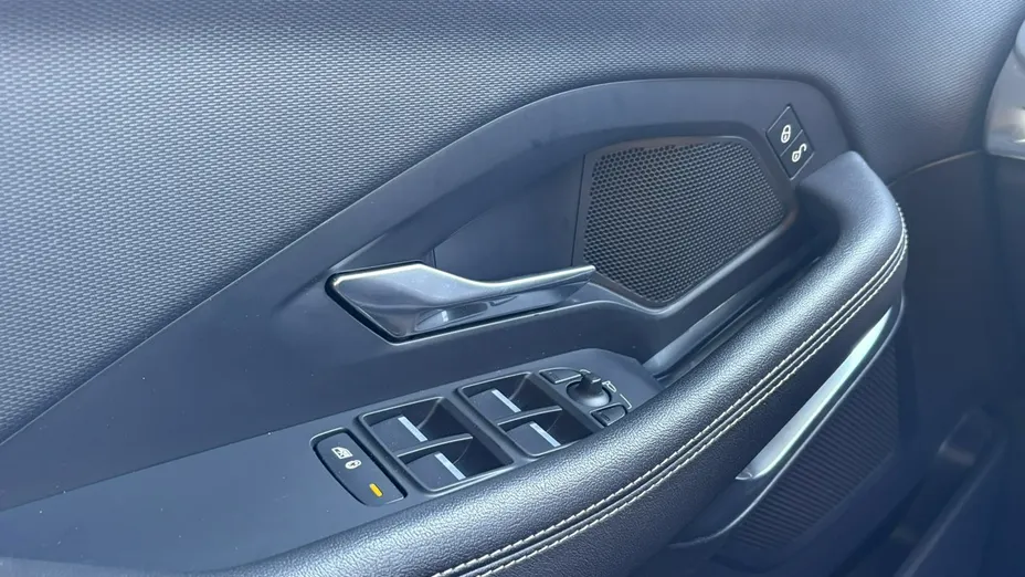 JAGUAR E-Pace -
