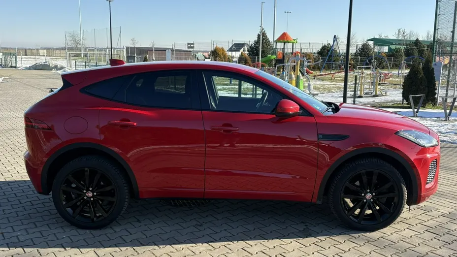JAGUAR E-Pace -