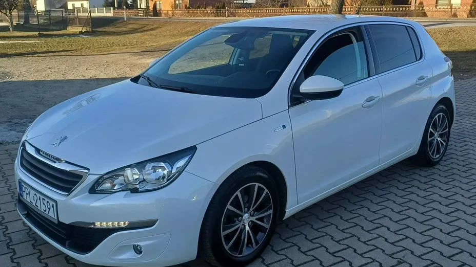 PEUGEOT 308 -