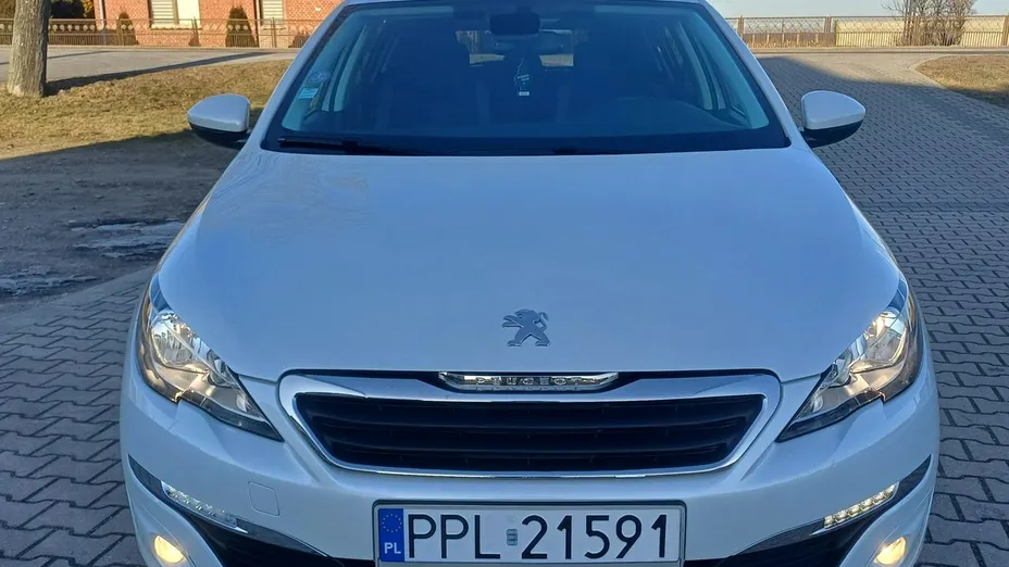 PEUGEOT 308 -