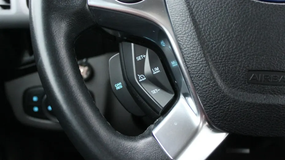 FORD Tourneo Connect -