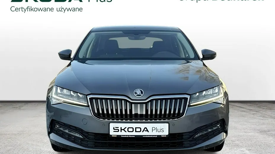 SKODA Superb -