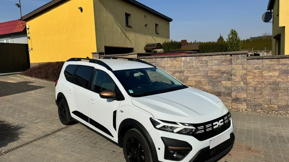 DACIA Jogger -