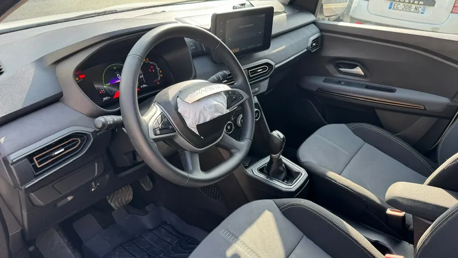 DACIA Jogger -