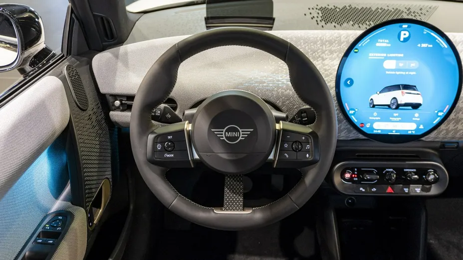 MINI Cooper -