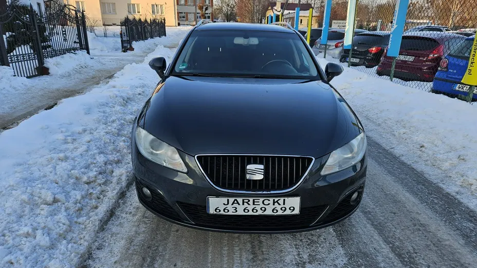 SEAT Exeo -