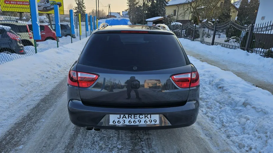 SEAT Exeo -