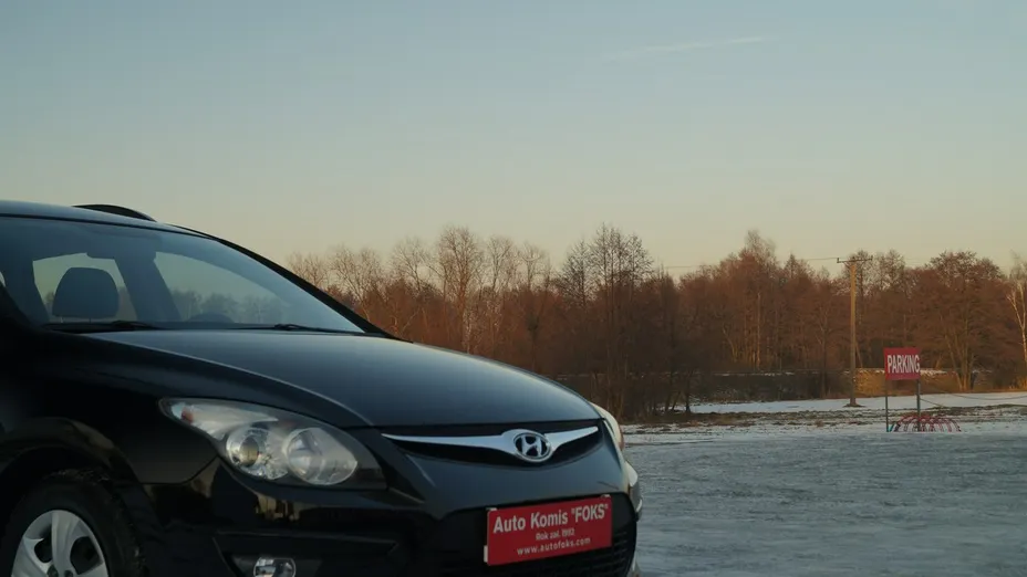 HYUNDAI i30 -