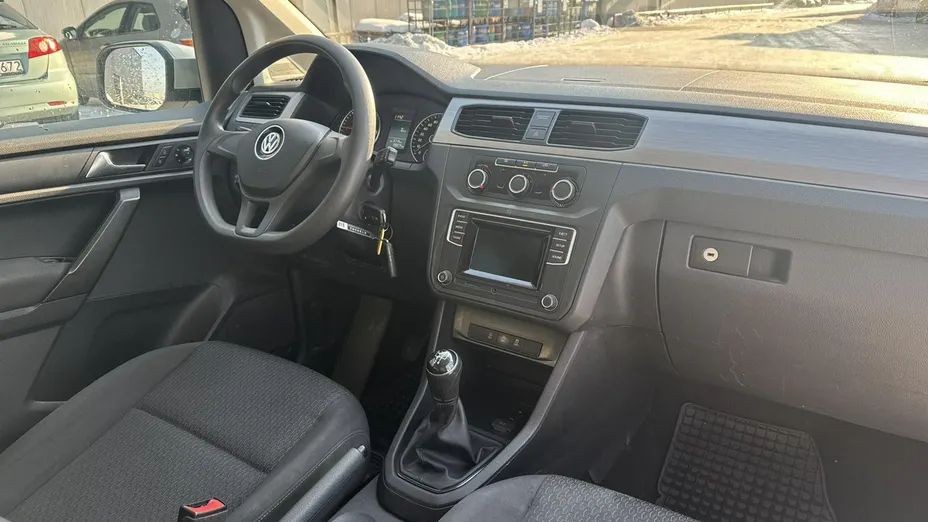 VOLKSWAGEN Caddy -