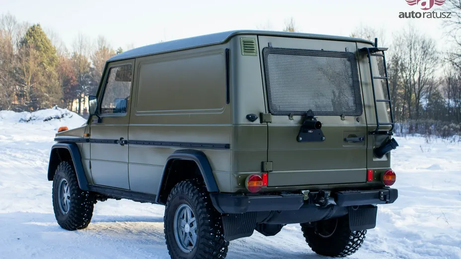MERCEDES-BENZ Klasa G -