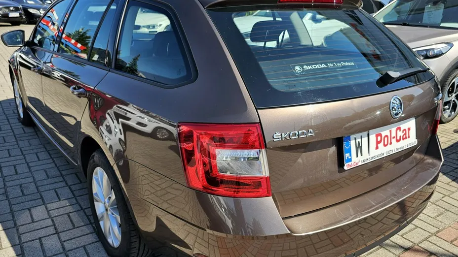 SKODA Octavia -