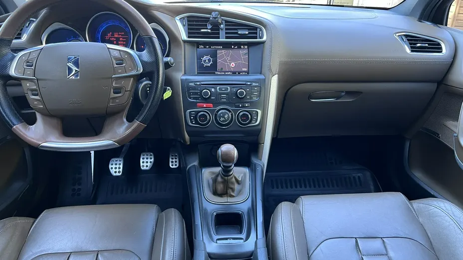CITROEN DS4 -