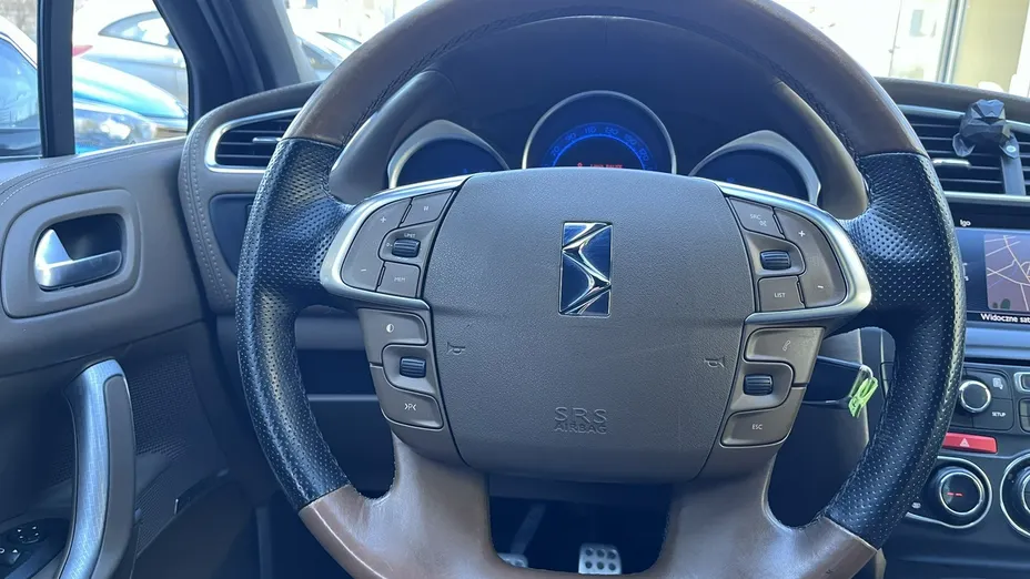 CITROEN DS4 -