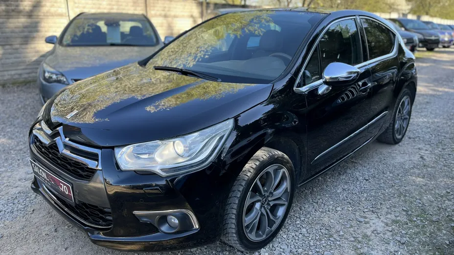 CITROEN DS4 -
