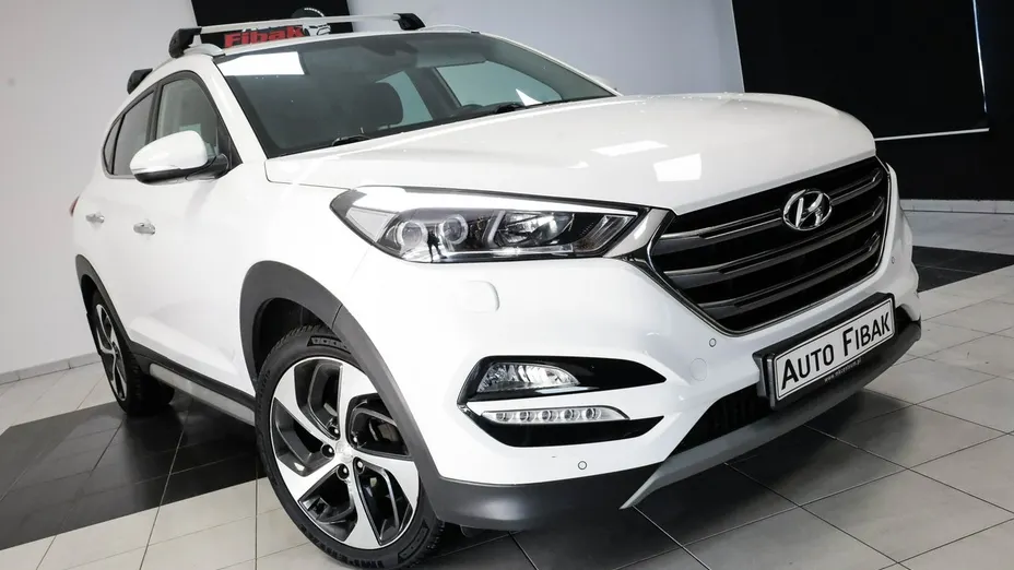 HYUNDAI Tucson -