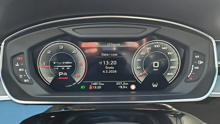AUDI A8 -