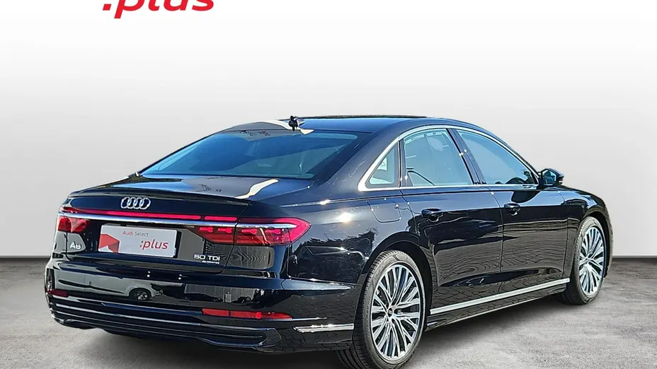 AUDI A8 -