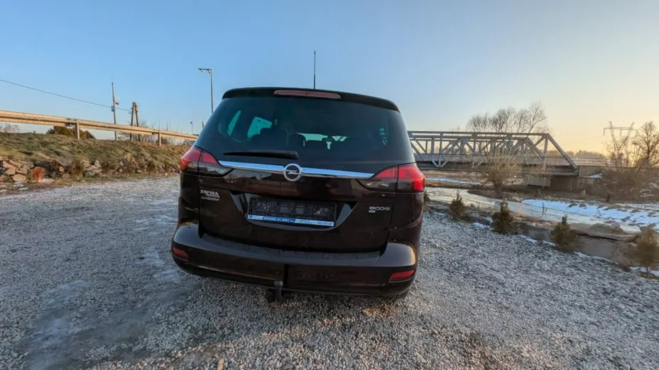 OPEL Zafira -