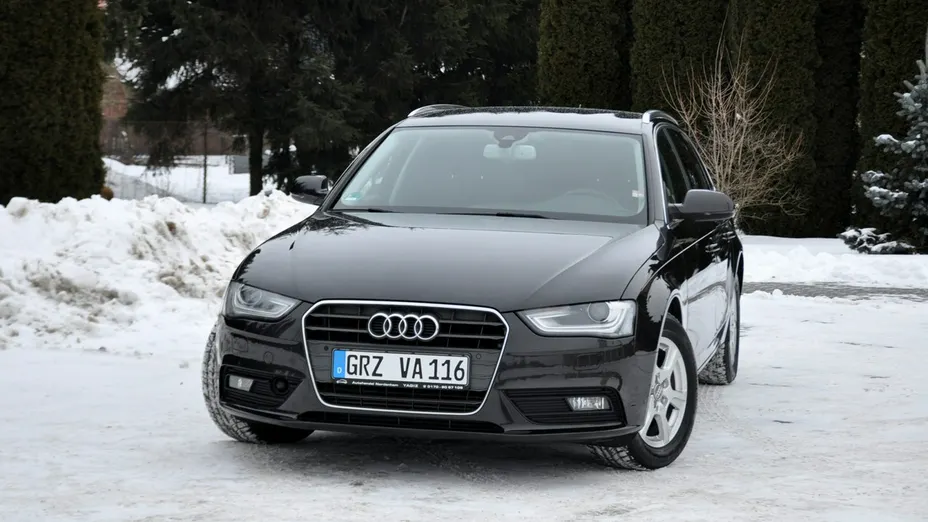 AUDI A4 -