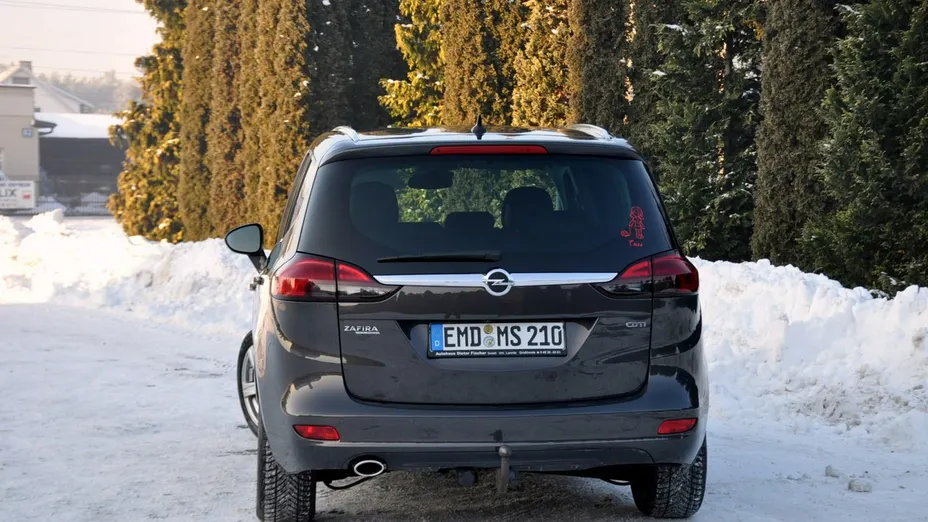 OPEL Zafira -