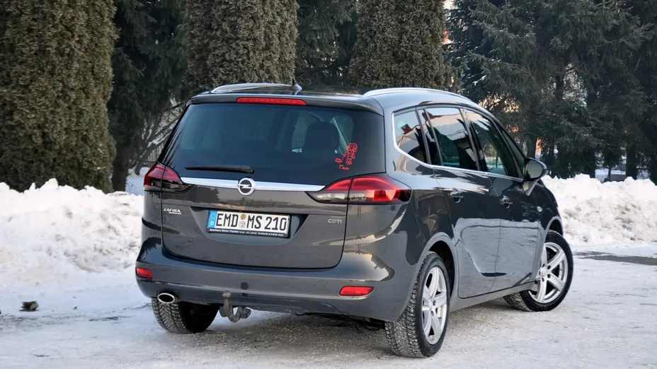 OPEL Zafira -