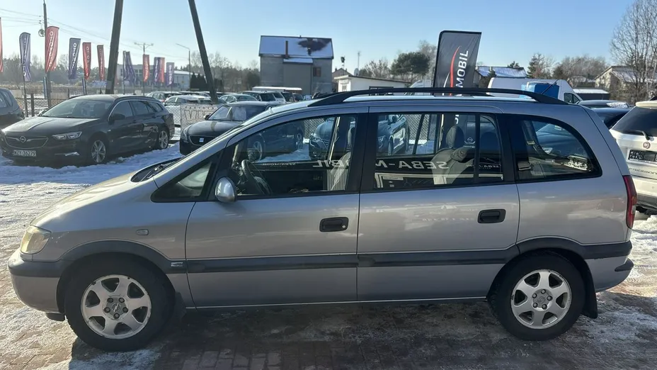 OPEL Zafira -