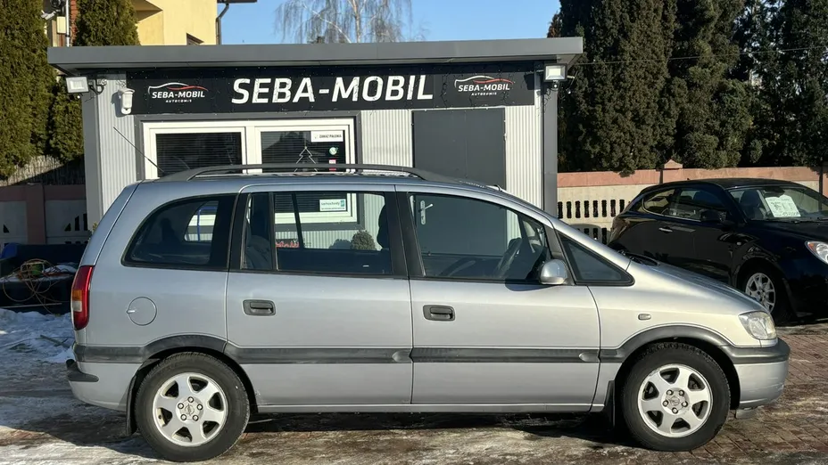OPEL Zafira -