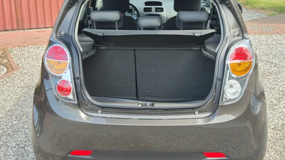 CHEVROLET Spark -