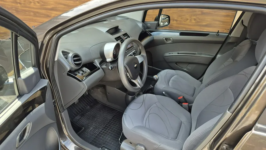 CHEVROLET Spark -