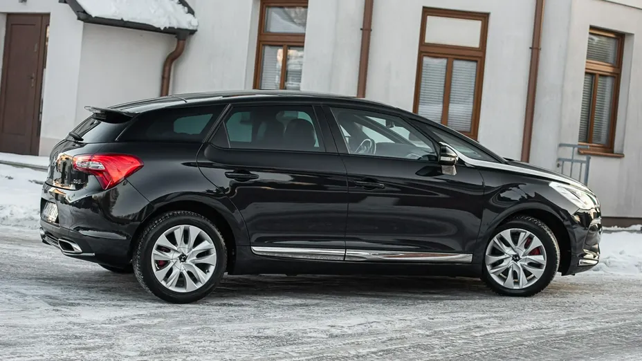 CITROEN DS5 -