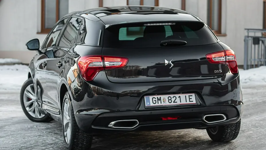 CITROEN DS5 -