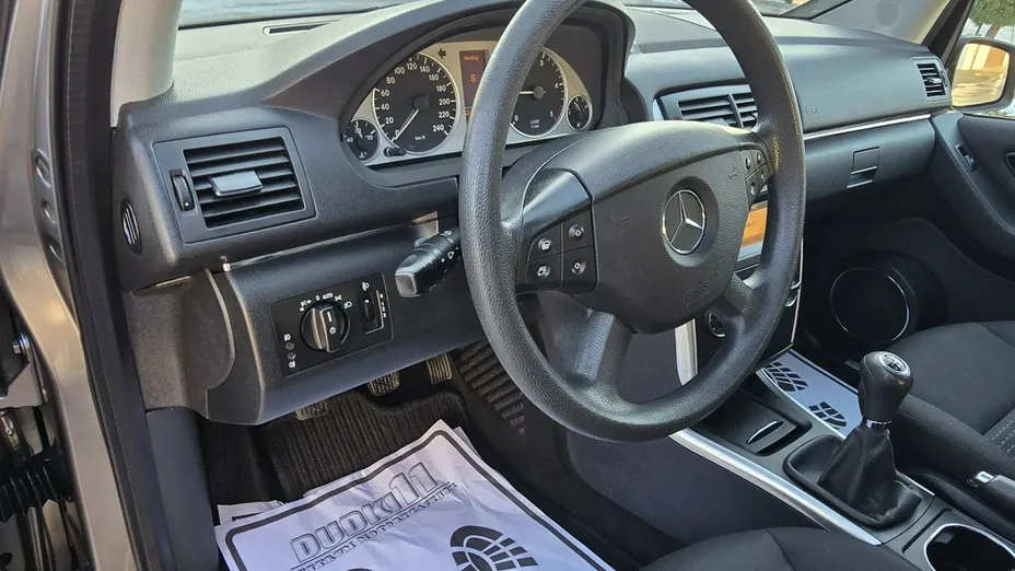 MERCEDES-BENZ B Klasa -