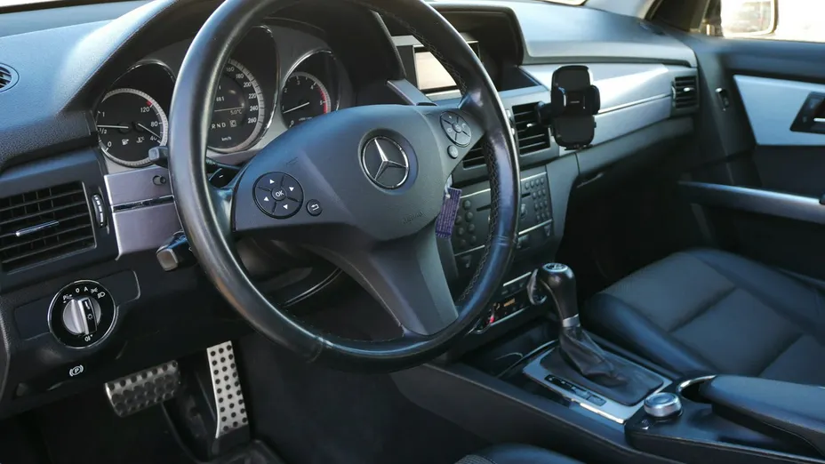 MERCEDES-BENZ GLK -