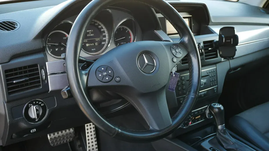 MERCEDES-BENZ GLK -