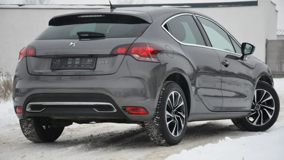 CITROEN DS4 -