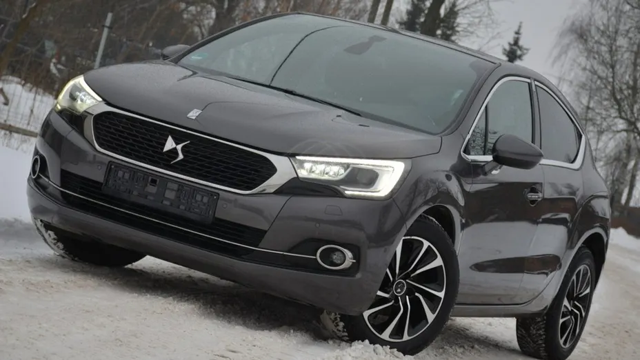 CITROEN DS4 -