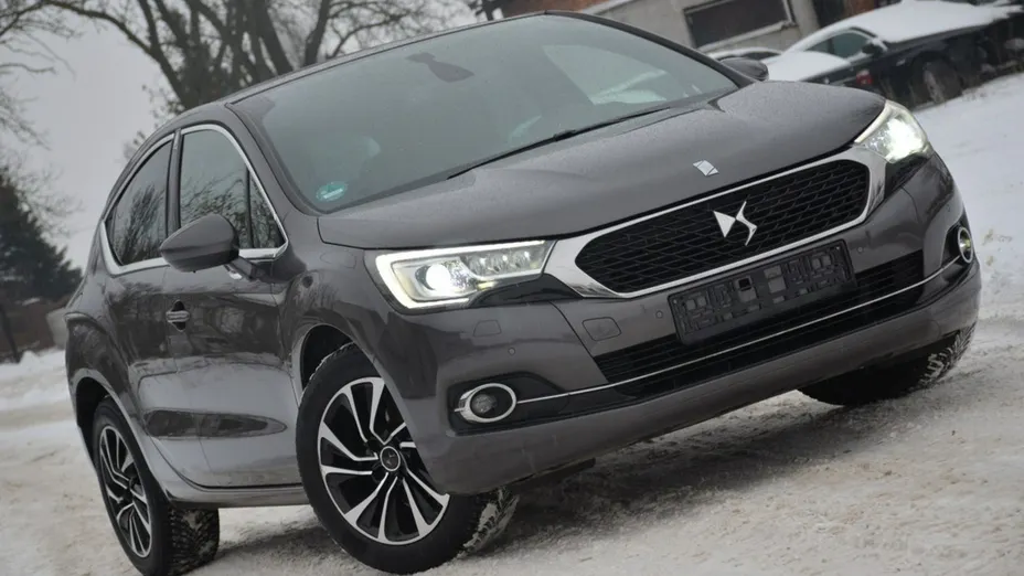CITROEN DS4 -