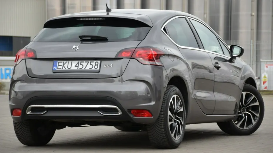 CITROEN DS4 -